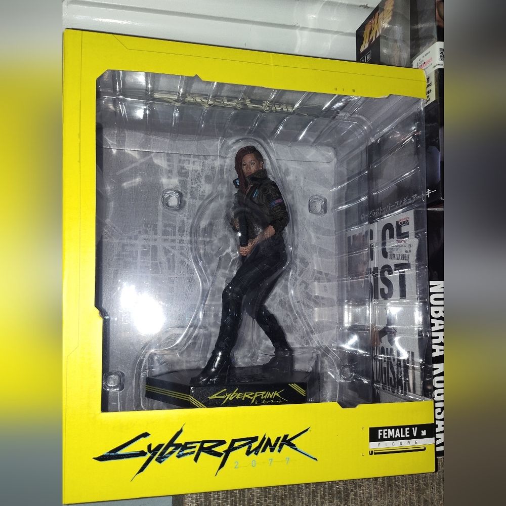 Cyberpunk Female V display figure